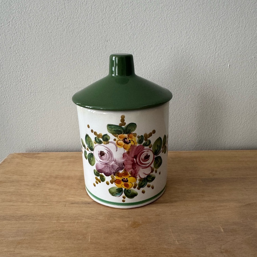 Italian Ceramic Canister with Green Lid. Santucci Deruta